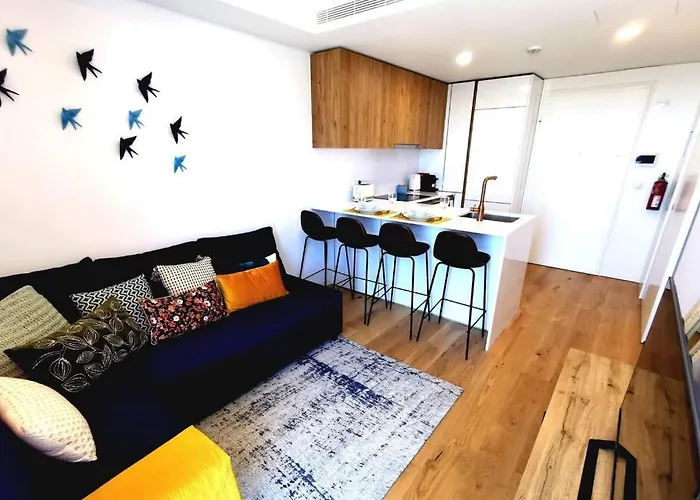 188 Avenue, Centro 아베이루